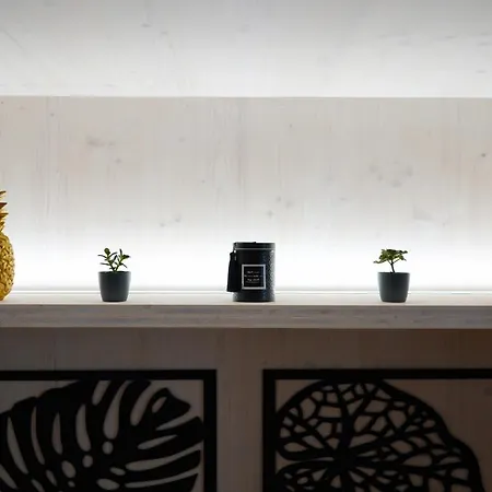 Boutique Style Eco-beachhouse, Private Jacuzzi *