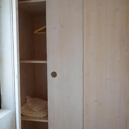 Boutique Style Eco-beachhouse, Private Jacuzzi *