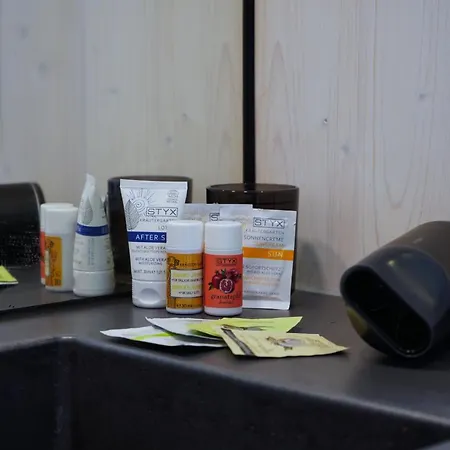 Boutique Style Eco-beachhouse, Private Jacuzzi Privlaka (Zadar)