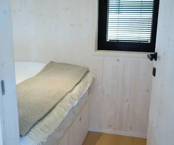Дом отдыха Boutique Style Eco-beachhouse, Private Jacuzzi *