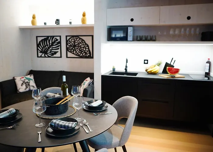 Dom wakacyjny Boutique Style Eco-beachhouse, Private Jacuzzi