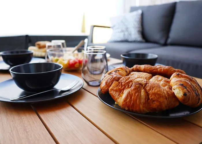 Boutique Style Eco-beachhouse, Private Jacuzzi