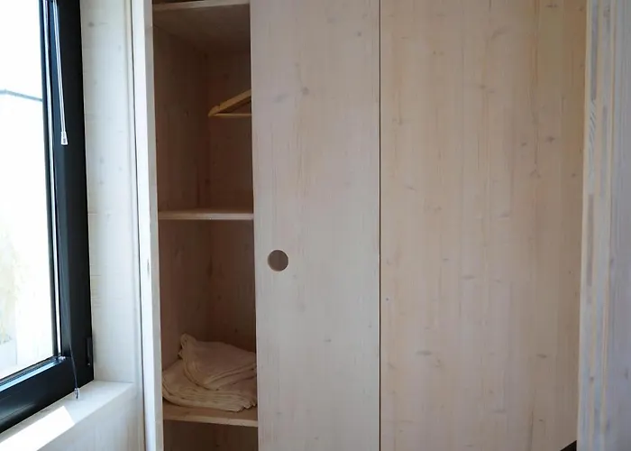 Boutique Style Eco-beachhouse, Private Jacuzzi *