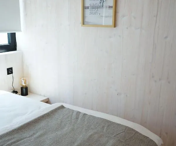 Boutique Style Eco-beachhouse, Private Jacuzzi *